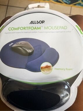 & Other Stories Blue ComfortFoam Mousepad with Wrist Support